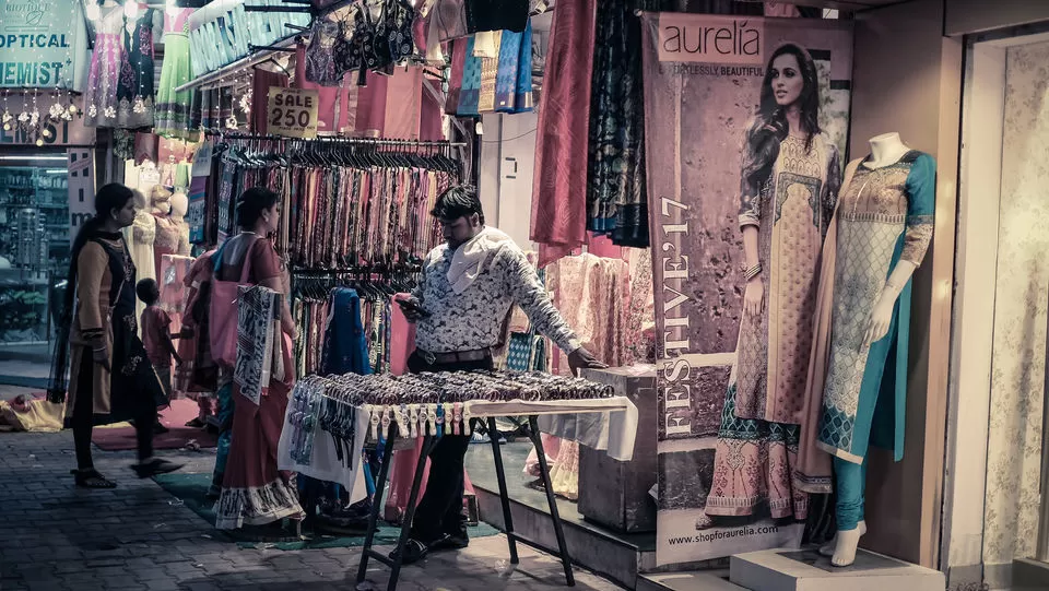 Photo of जनपथ, Connaught Place, New Delhi, Delhi, India by Bhawna Sati