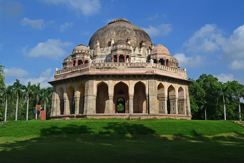 Photo of लोधी गार्डन्स, Lodhi Estate, New Delhi, Delhi, India by Bhawna Sati