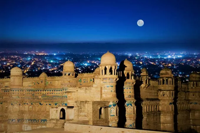 Photo of ग्‍वालियर, Madhya Pradesh, India by Bhawna Sati