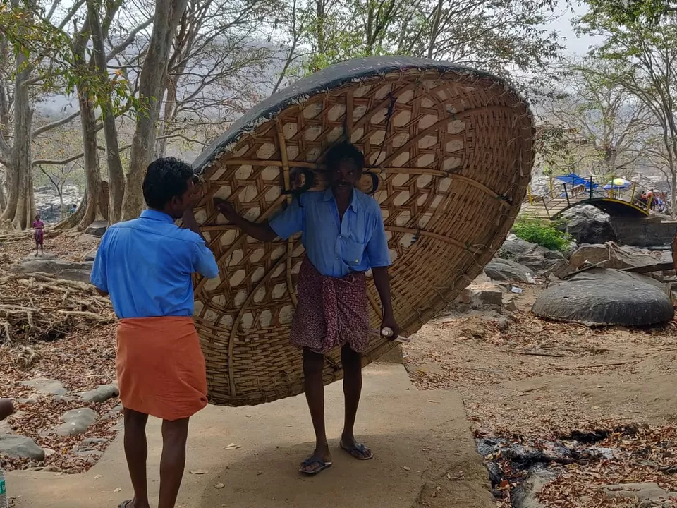 Photo of Hogenakkal, Tamil Nadu, India by Subhalaxmi Nayak