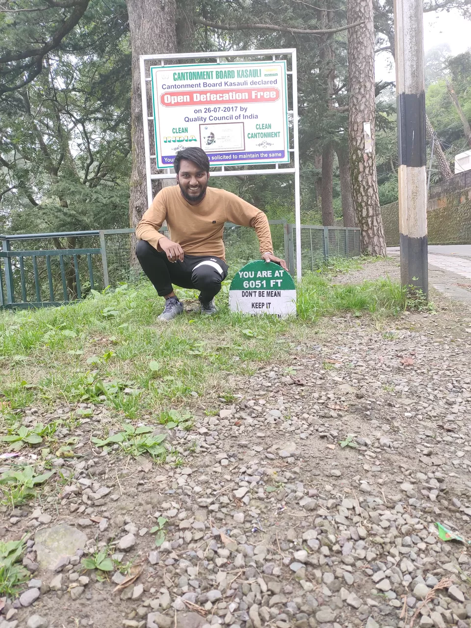 Photo of Mall Road, Kasauli, Himachal Pradesh, India by Ravi Singh Thakur
