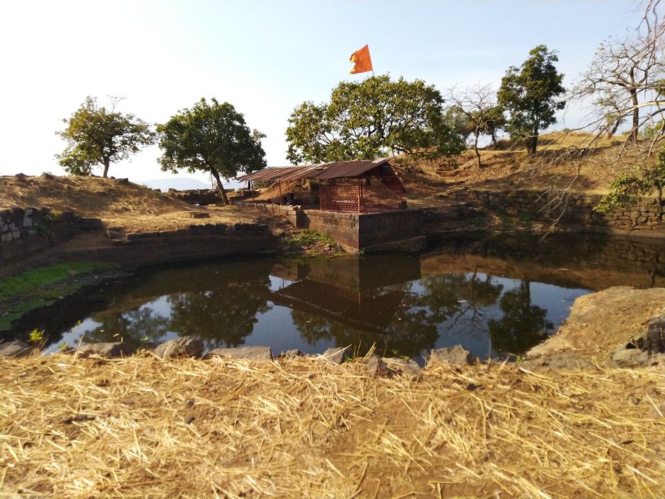 Photo of Sarasgad Fort, Sarasgad, Maharashtra, India by Aditya Kundekar