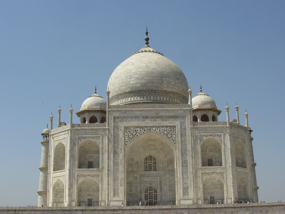 Photo of Agra - Tajmahal - P3 6/18 by Prasath C S