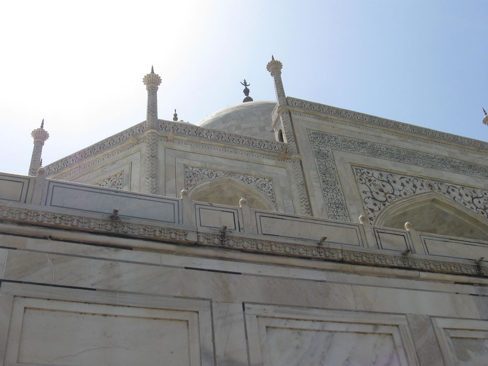 Photo of Agra - Tajmahal - P3 9/18 by Prasath C S