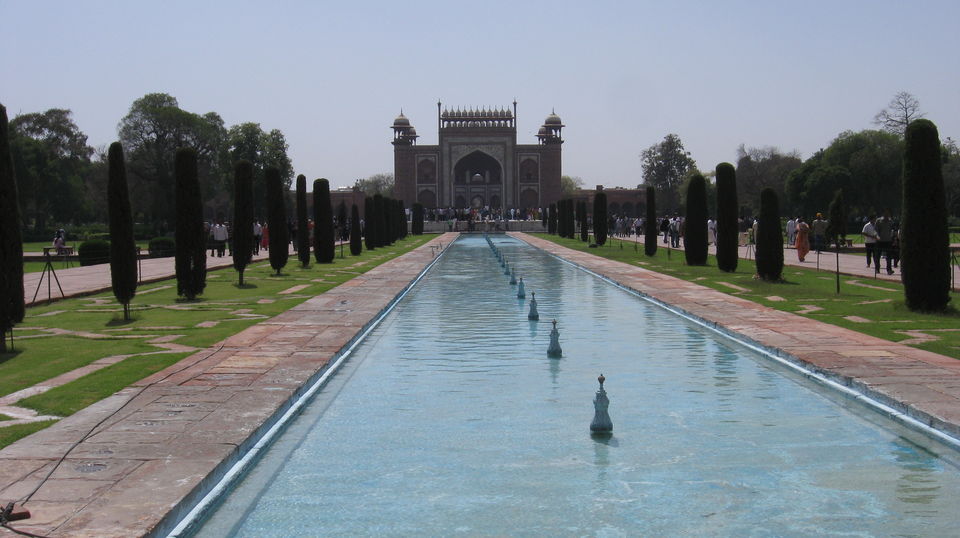 Photo of Agra - Tajmahal - P3 4/18 by Prasath C S