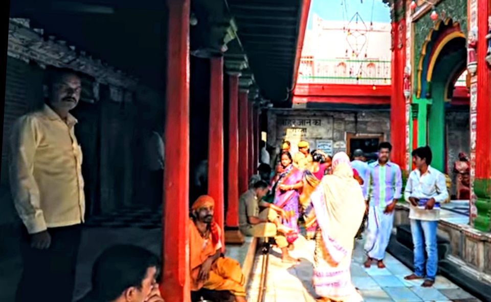 Photo of Hanuman Garhi from where Lord Hanuman guard's Ayodhya!! by PRANATI KAMANI