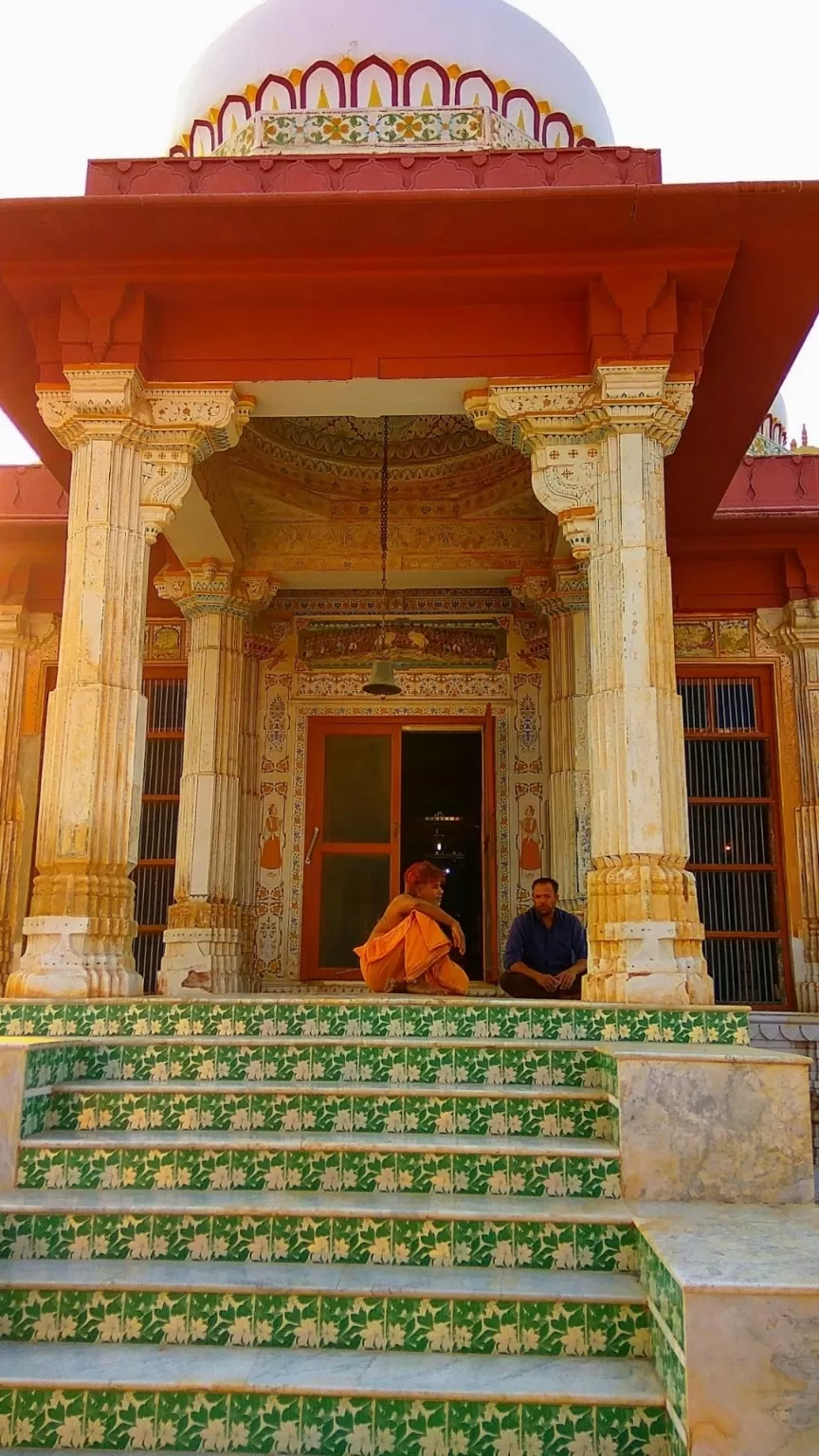 Photo of Temple with an Unique Foundation! by PRANATI KAMANI
