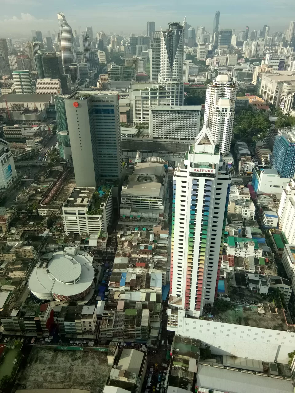 Photo of Baiyoke Sky Hotel, Ratchaprarop Road, Thanon Phaya Thai, Ratchathewi, Bangkok, Thailand by Ram Porwal