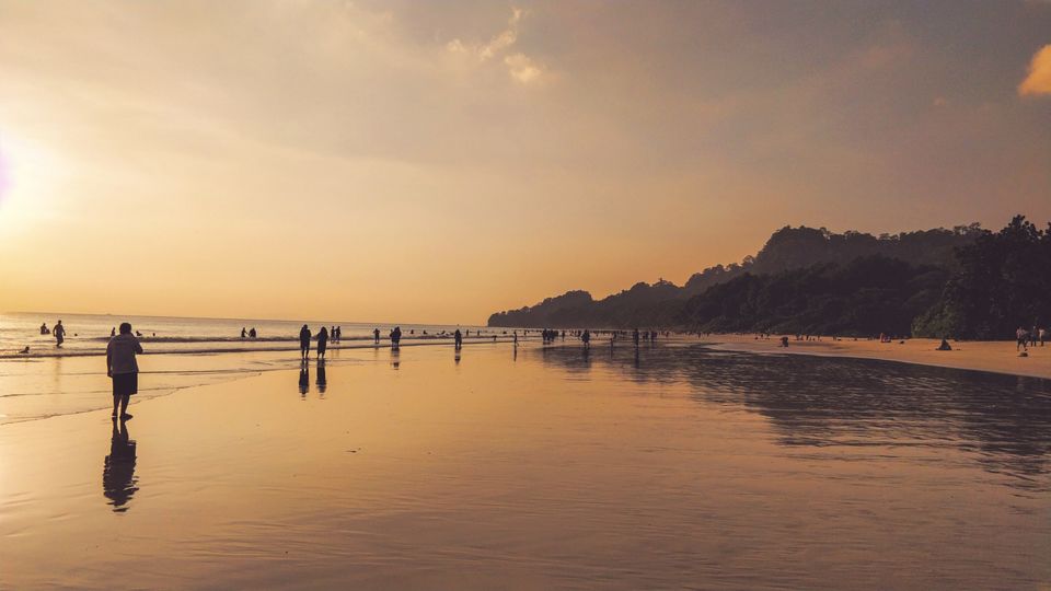 Photo of Radhanagar Beach, Andaman and Nicobar Islands by Amritangshu mukherjee