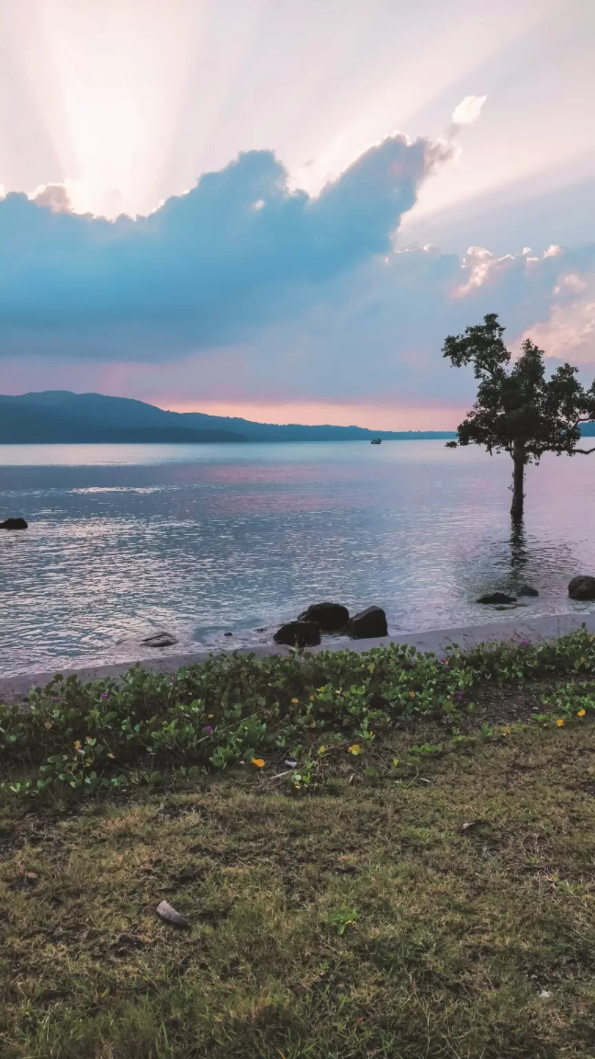 Photo of Radhanagar Beach, Andaman and Nicobar Islands by Amritangshu mukherjee