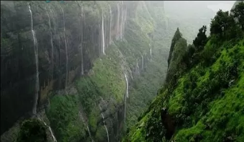 Photo of Andharban Trek, Pimpri, Maharashtra, India by Amritangshu mukherjee