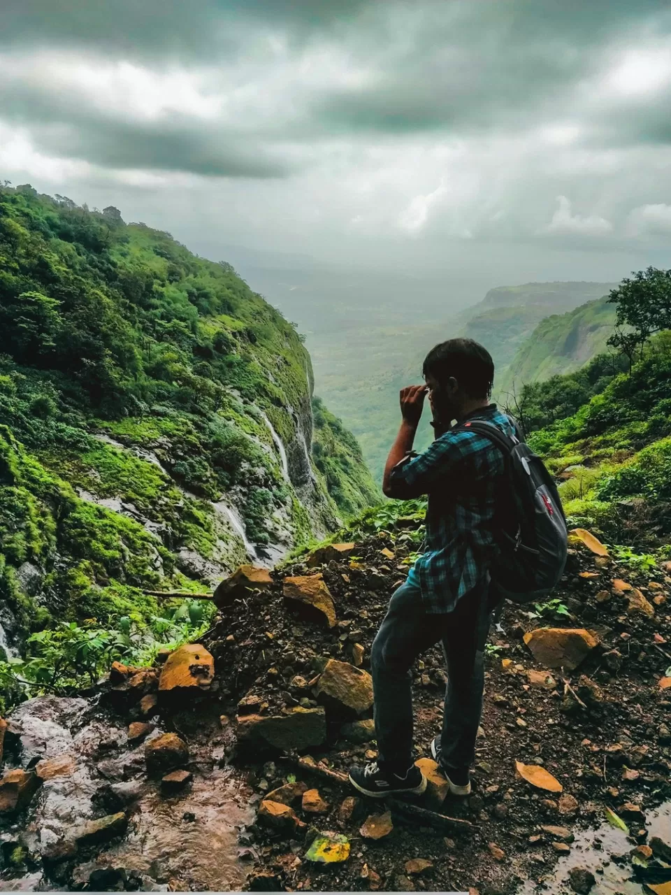 Photo of Tamini Ghat Water Fall, Tamhini Ghat Road, Sanaswadi, Maharashtra, India by Amritangshu mukherjee