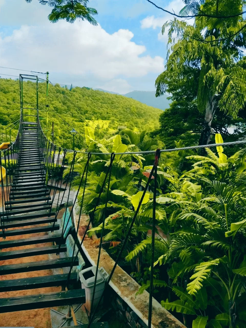 Photo of Tamini Ghat Water Fall, Tamhini Ghat Road, Sanaswadi, Maharashtra, India by Amritangshu mukherjee