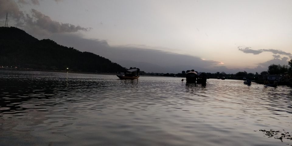 Photo of Dal Lake, Srinagar by Shivali A