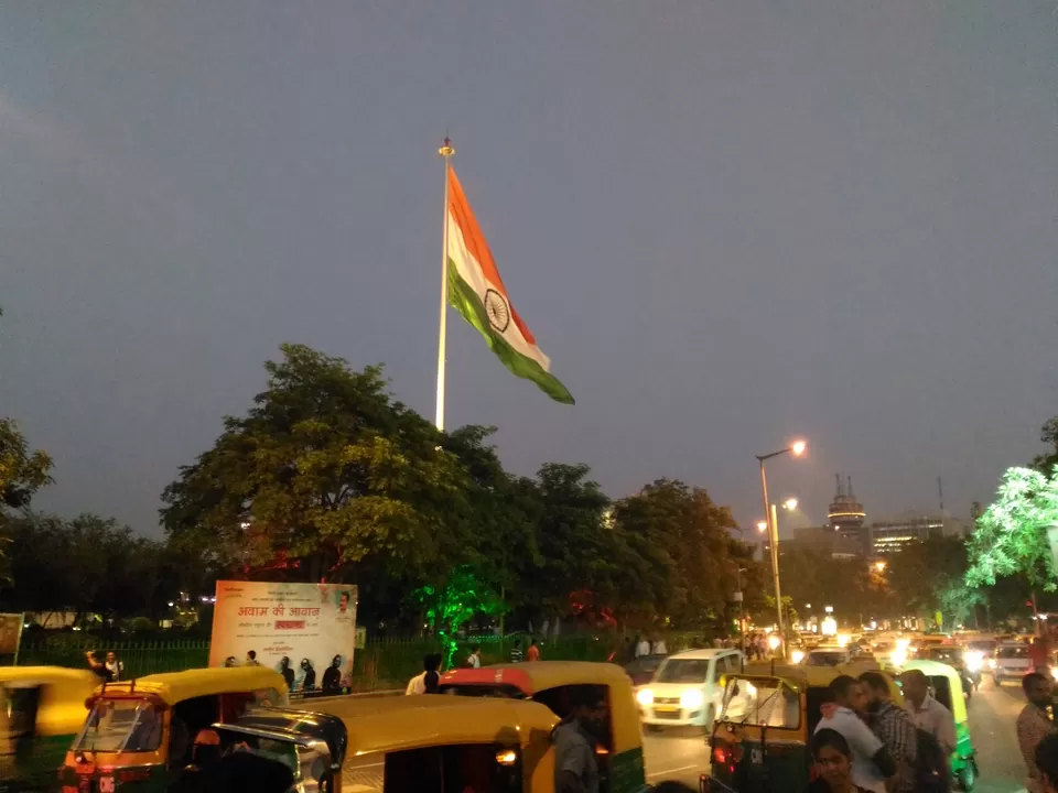 Photo of Connaught Place, New Delhi, Delhi, India by vibhawanderer