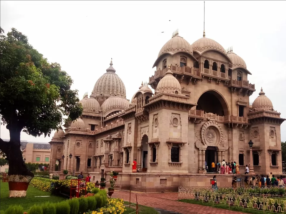 Photo of Dakshineswar Kali Temple, Dakshineswar, Kolkata, West Bengal, India by Yashaswi Pathak