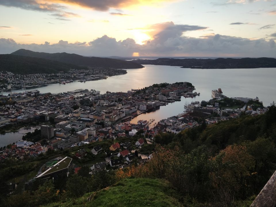 Photo of 8 day Scandinavia Itinerary+Where and How To See Northern Lights by Sunny Dargan