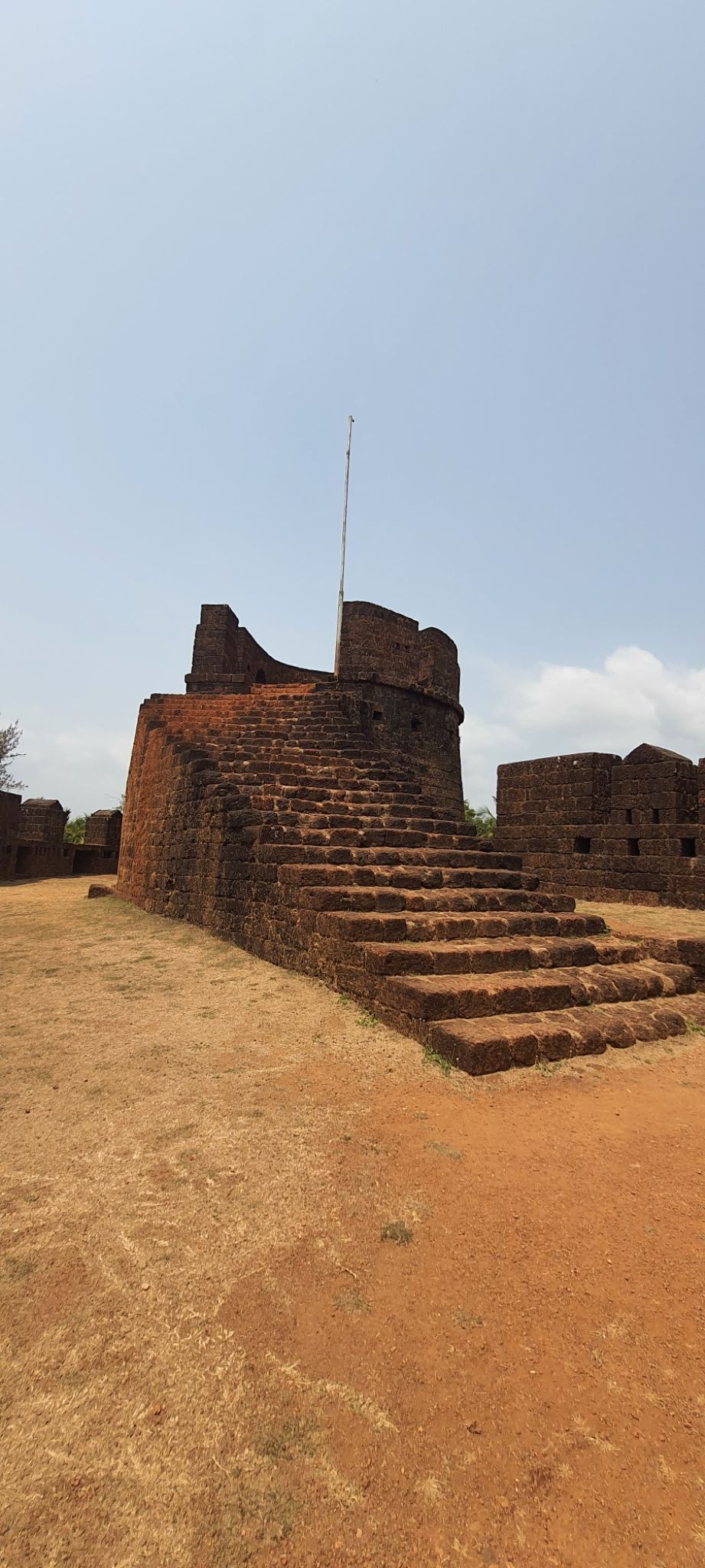 Photo of Mirjan Fort, Mirjan Fort Road, Mirjan, Karnataka, India by Pushpa Sharma