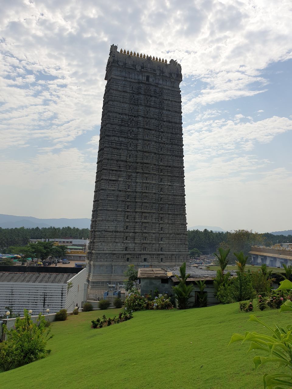 Photo of Murudeshwar Temple, Karnataka, India by Pushpa Sharma