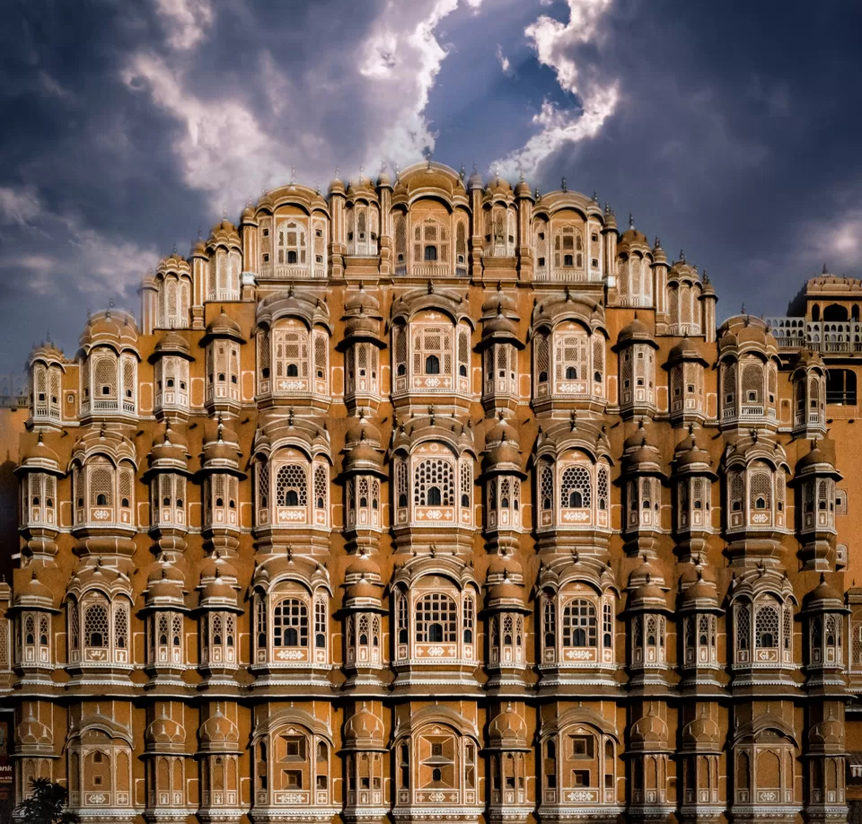 Photo of Hawa Mahal Road, Gangori Bazaar, J.D.A. Market, Kanwar Nagar, Jaipur, Rajasthan, India by Abhishek Tanwar