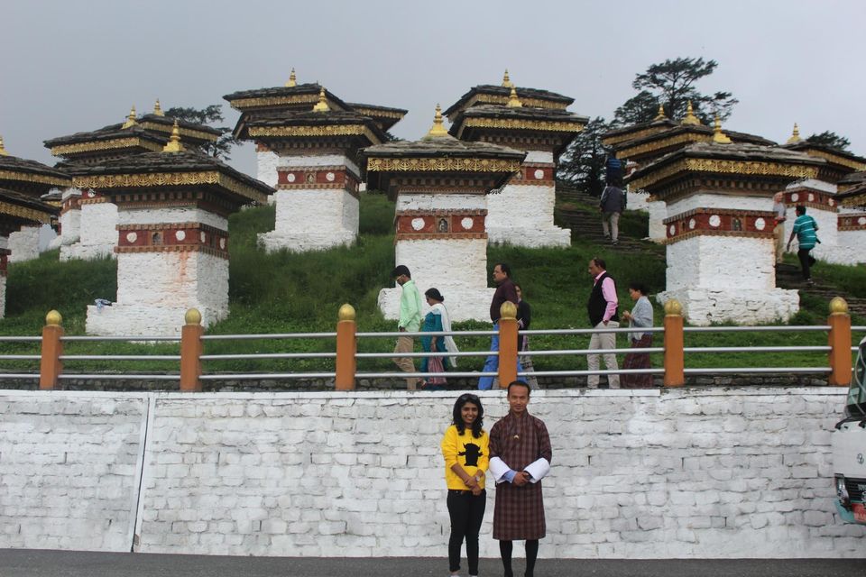 Photo of Dochula Chorten, Trashigang-Semtokha Highway, Hungtso, Bhutan by Varun Prabhu