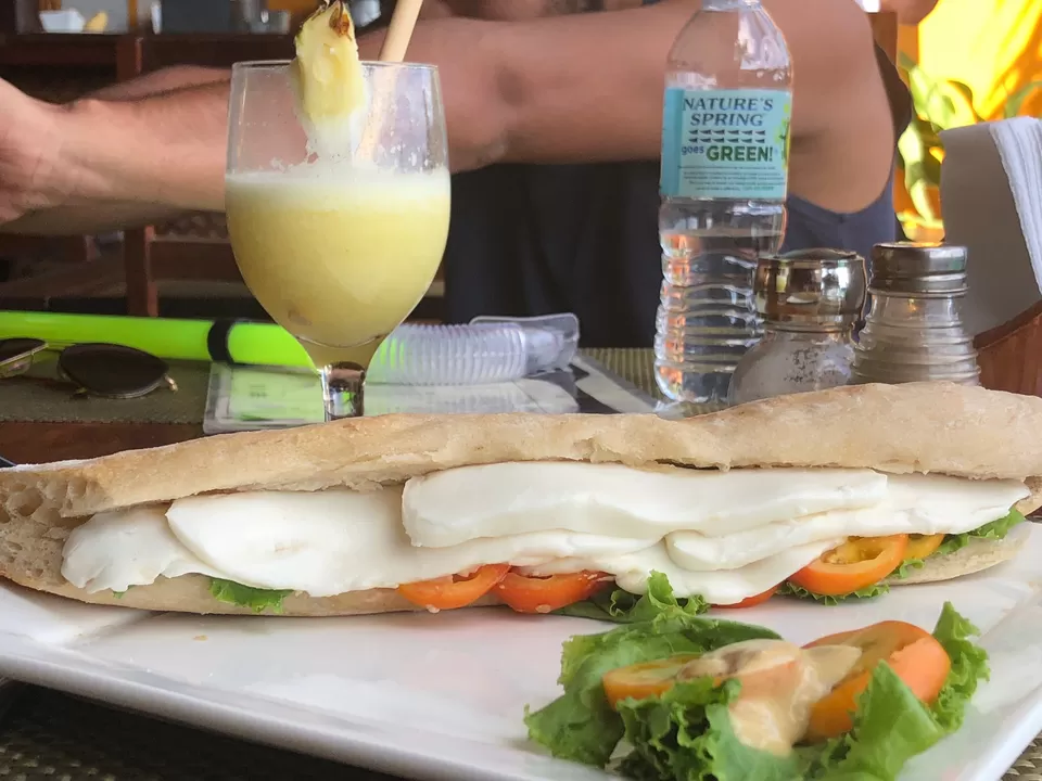 Photo of Helicopter Island, El Nido, Philippines by Zeal Shah