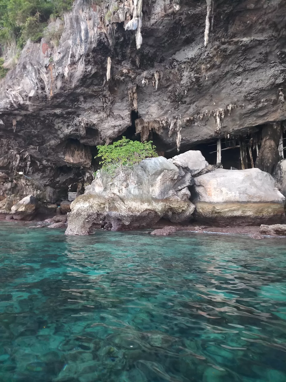 Photo of Maya Bay, Thailand by Kunal V