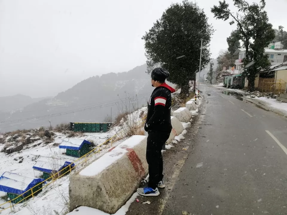 Photo of Dhanaulti, A little Paradise in winters. by Ujjwal Jha