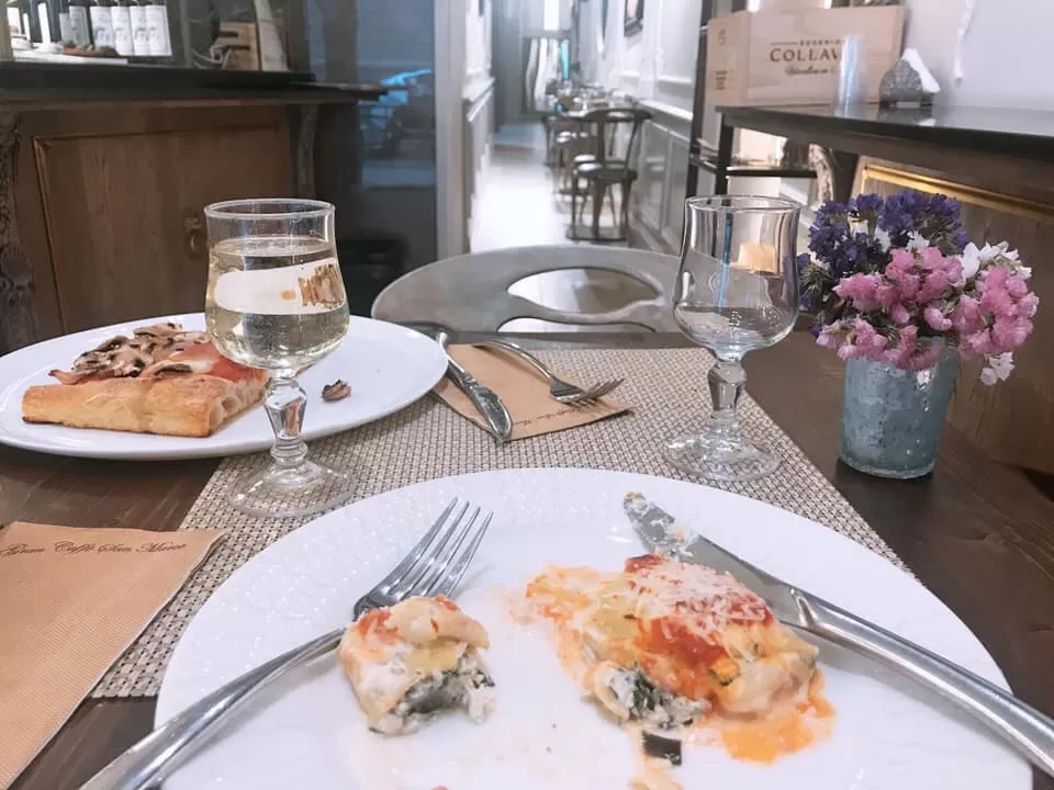 Photo of Tavernetta Del Battistero, Via dei Servi, Florence, Metropolitan City of Florence, Italy by Ashrita Saran