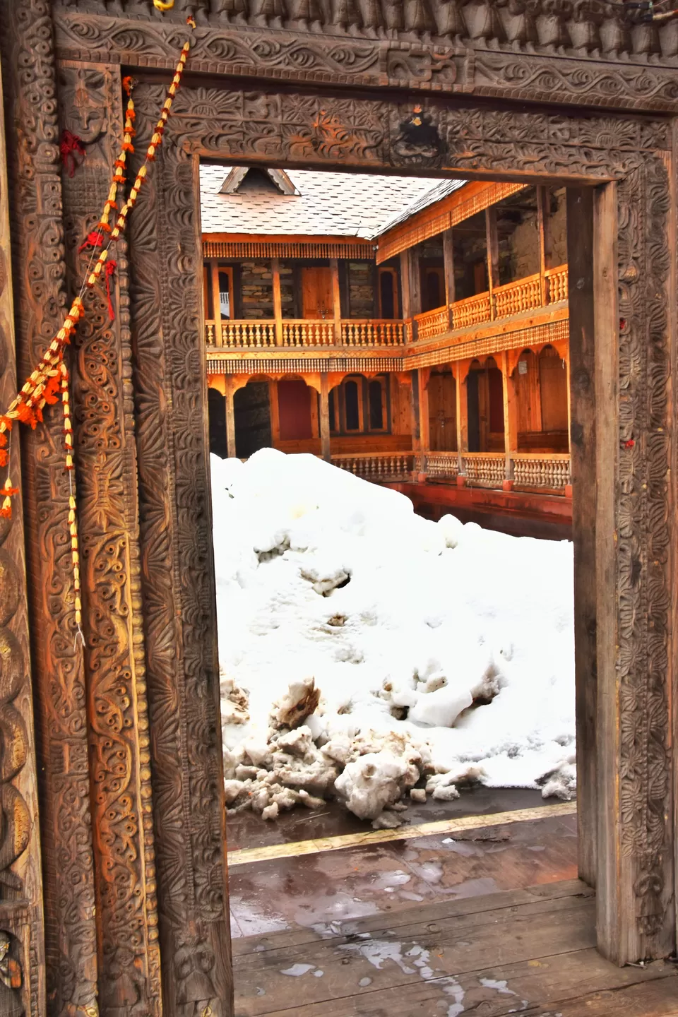 Photo of Prashar Lake, D.P.F. Parashar Dhar, Himachal Pradesh by travelingcocoon_kanika