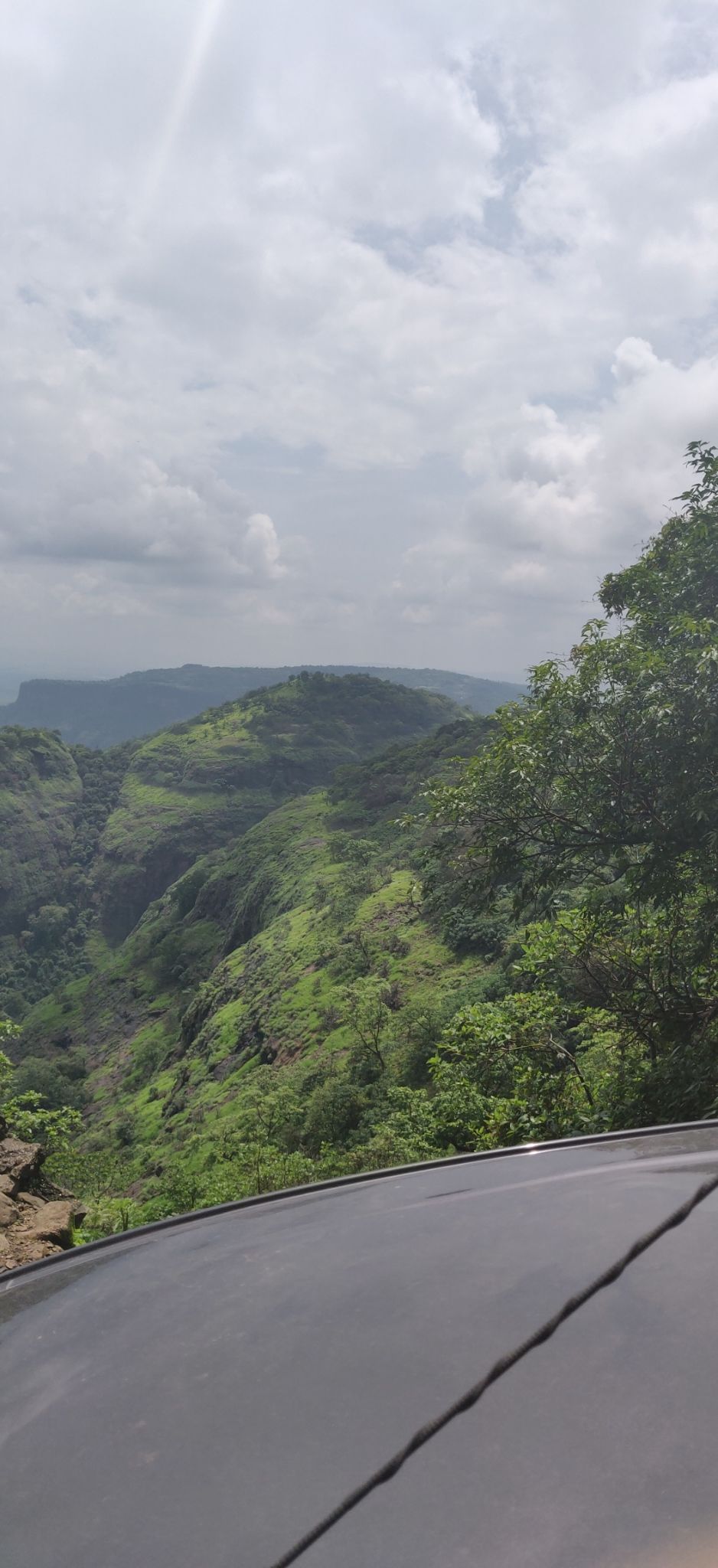 Photo of Tamhini Ghat Waterfall, Pune, Maharashtra, India by vipul jain