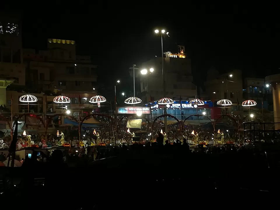 Photo of Ganga Aarti, Ghats of varanasi, Katesar, Varanasi, Uttar Pradesh, India by Ganesh Nadiger