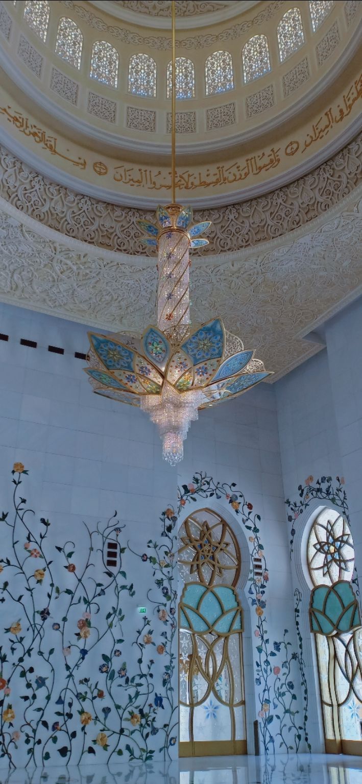 Photo of Grand Mosque South Gate Abu Dhabi - Abu Dhabi - United Arab Emirates by Gagan Deep