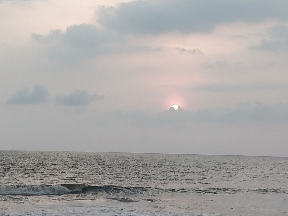 Photo of Juhu Beach, Mumbai, India by Ashutosh Vyas