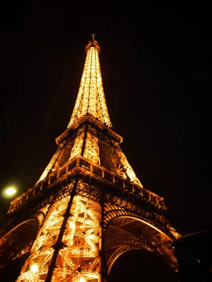 Photo of Paris, France by Naveen Issac Immanuel