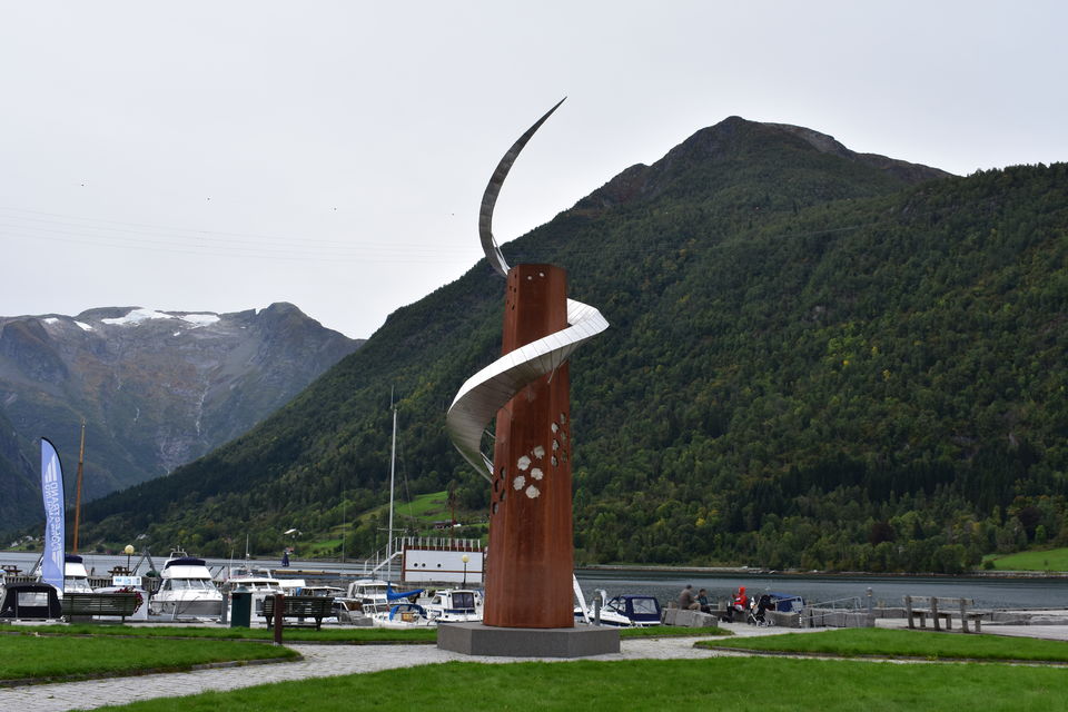 Photo of Exquisite Balestrand #notonTripoto by Naveen Issac Immanuel