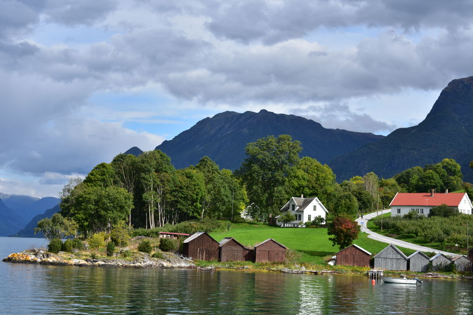 Photo of Norway In a Nutshell Part-2 22/38 by Naveen Issac Immanuel
