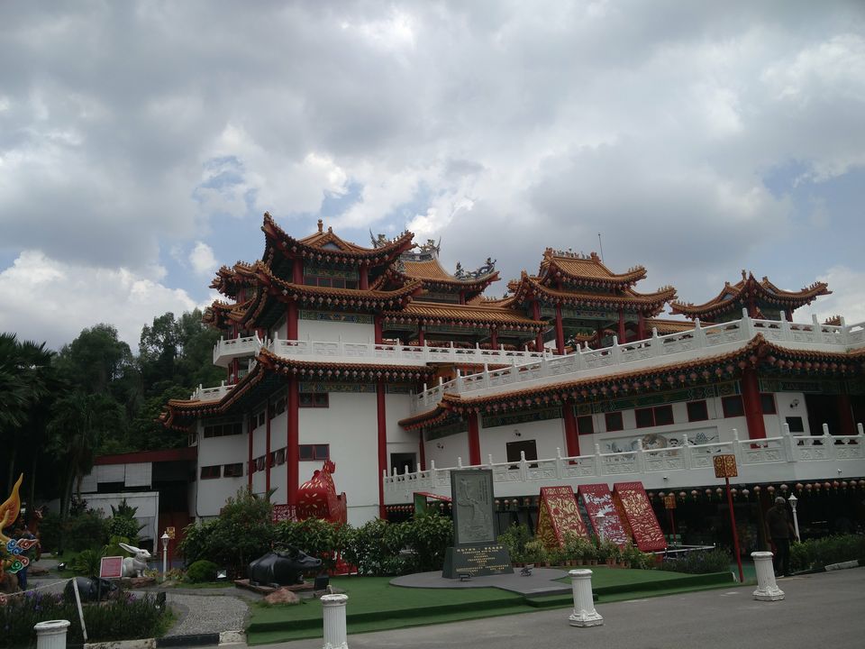Photo of 3 Countries,1 Week: Skyscrapers, Temples, Towers and Volccano Trek by Naveen Issac Immanuel