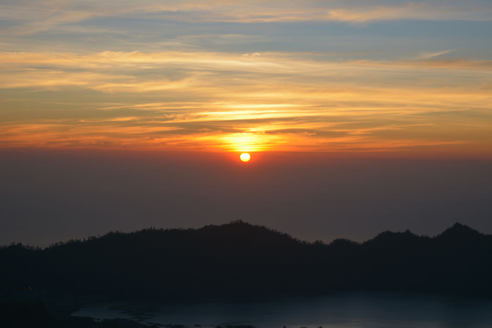 Photo of 3 Countries,1 Week: Skyscrapers, Temples, Towers and Volccano Trek by Naveen Issac Immanuel