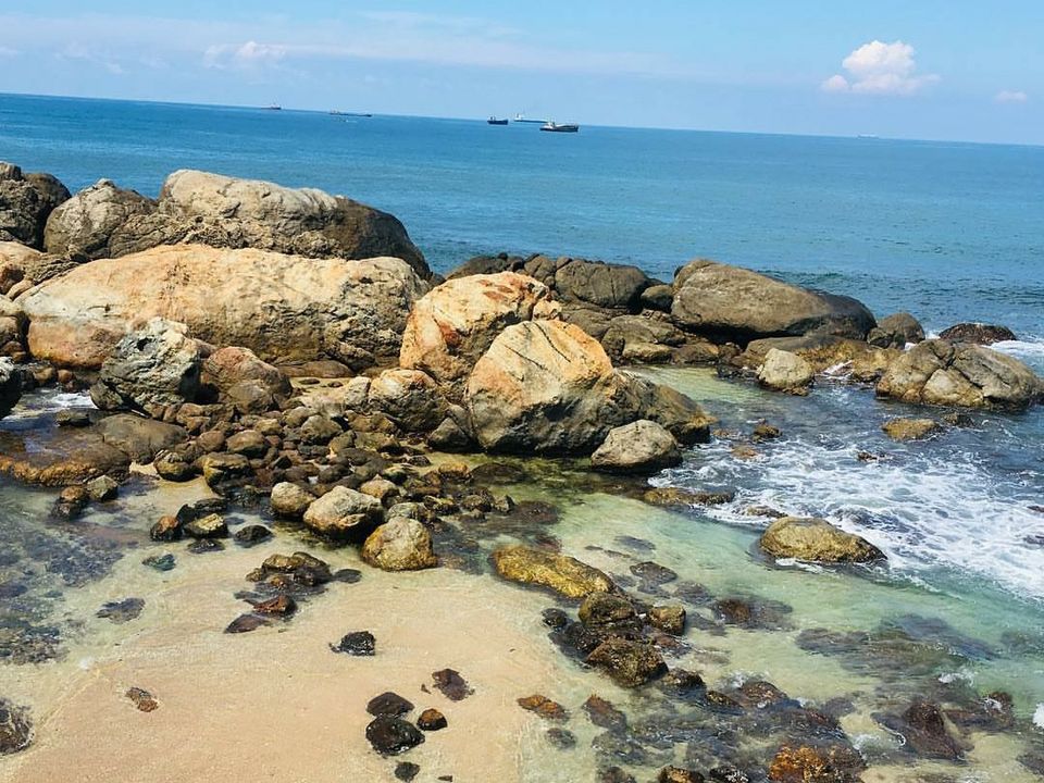 Photo of Unawatuna Beach, Sri Lanka by Isa Taariq