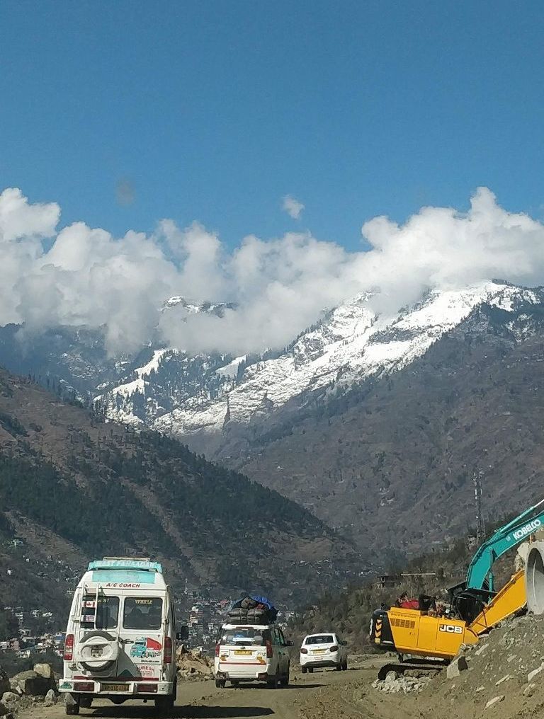 Photo of Road Trip to Witness White Winter in Manali #offbeatgetaway by Ramesh Choudhary