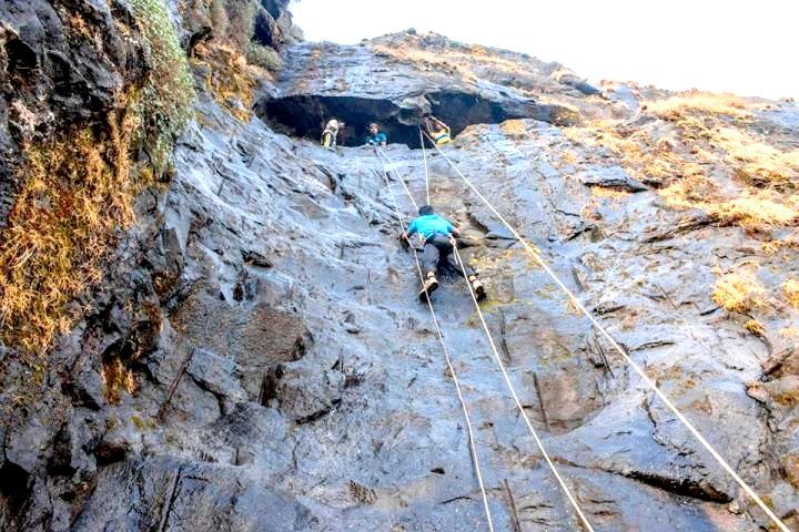 Photo of AMK (Alang Madan Kulang) Toughest trek of Sahayadri ranges Part - 2 2/13 by Rugved Gavandi