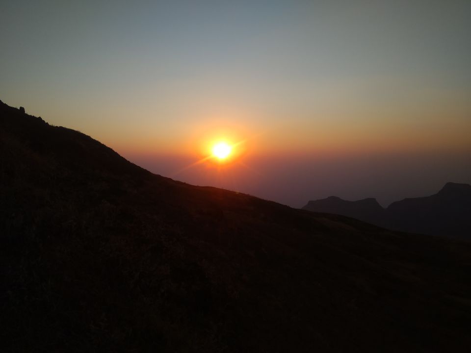 Photo of Alang Fort, Ambewadi, Maharashtra, India by Rugved Gavandi