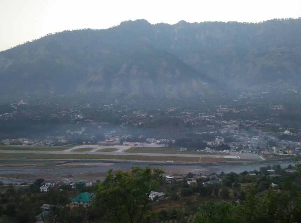 Photo of Bhuntar, Himachal Pradesh, India by nandini