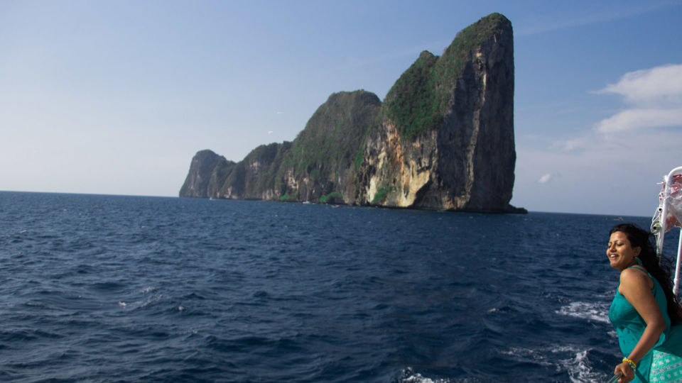 Photo of Phi Phi Islands, Krabi, Thailand by Clueless Compass
