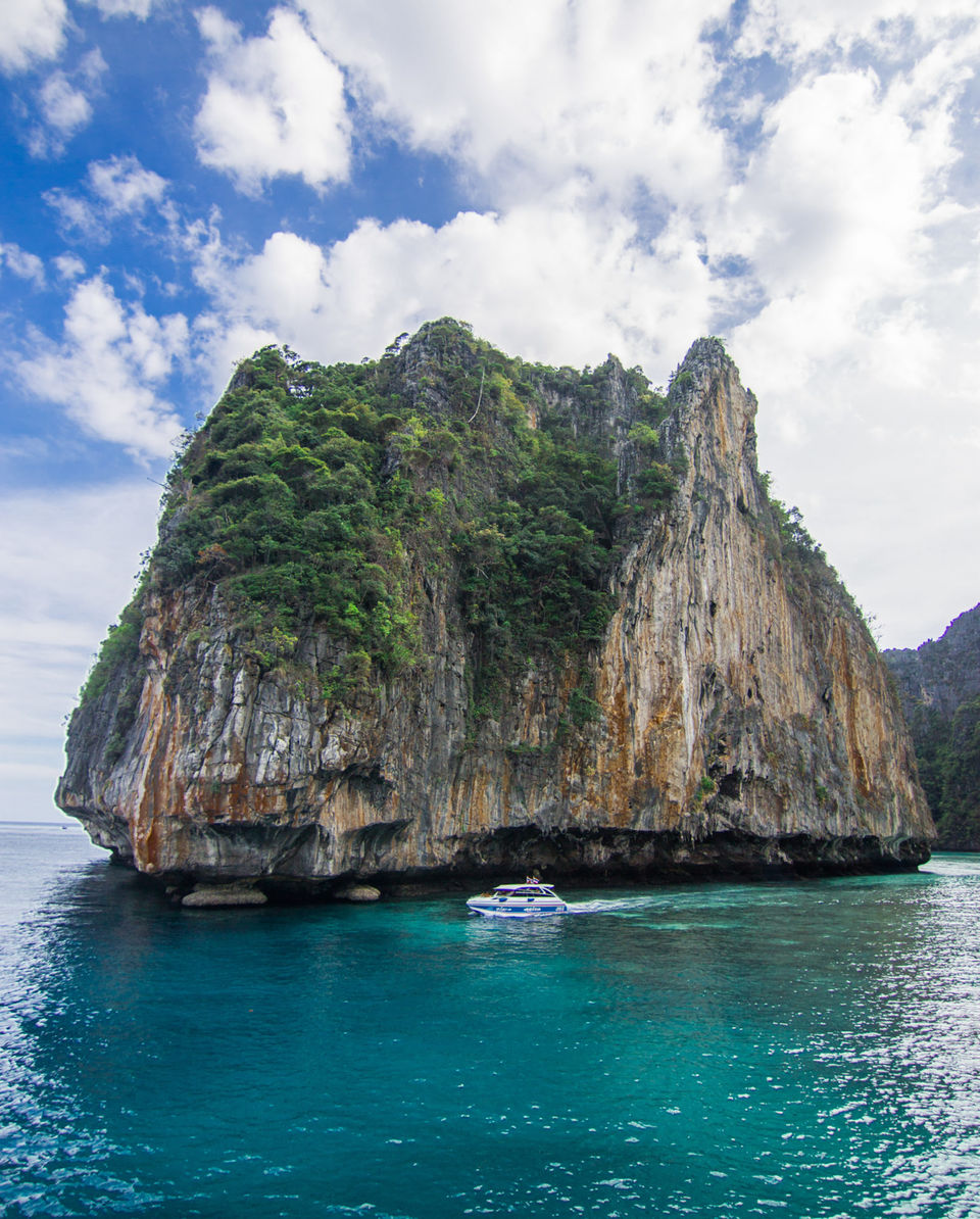 Photo of Ko Phi Phi Lee, Ao Nang, Mueang Krabi District, Krabi, Thailand by Clueless Compass