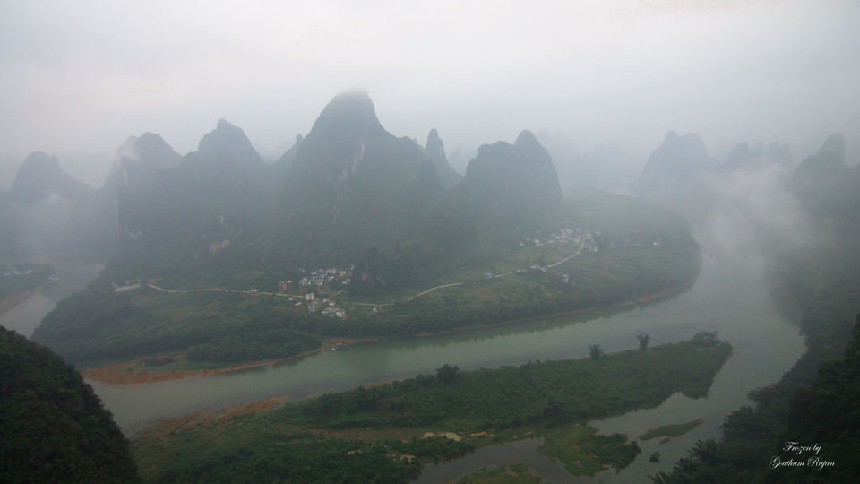 Photo of XINGPING VALLEY by Clueless Compass