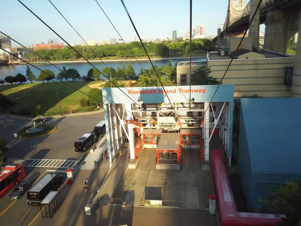 Photo of Roosevelt Island, New York, NY, USA by Let's Expresso