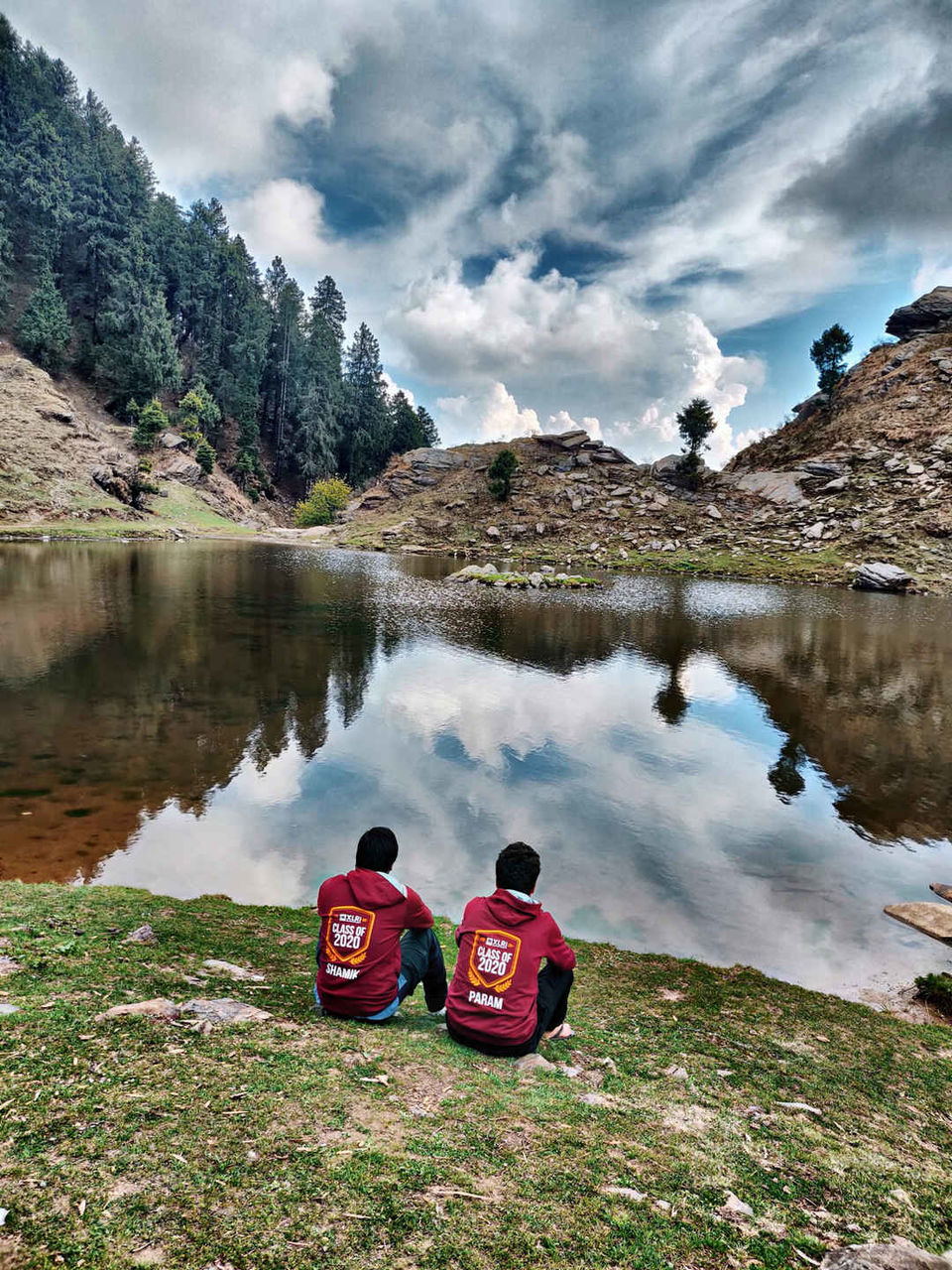 Photo of Prashar Lake | A Delightful Getaway by Shobita Negi