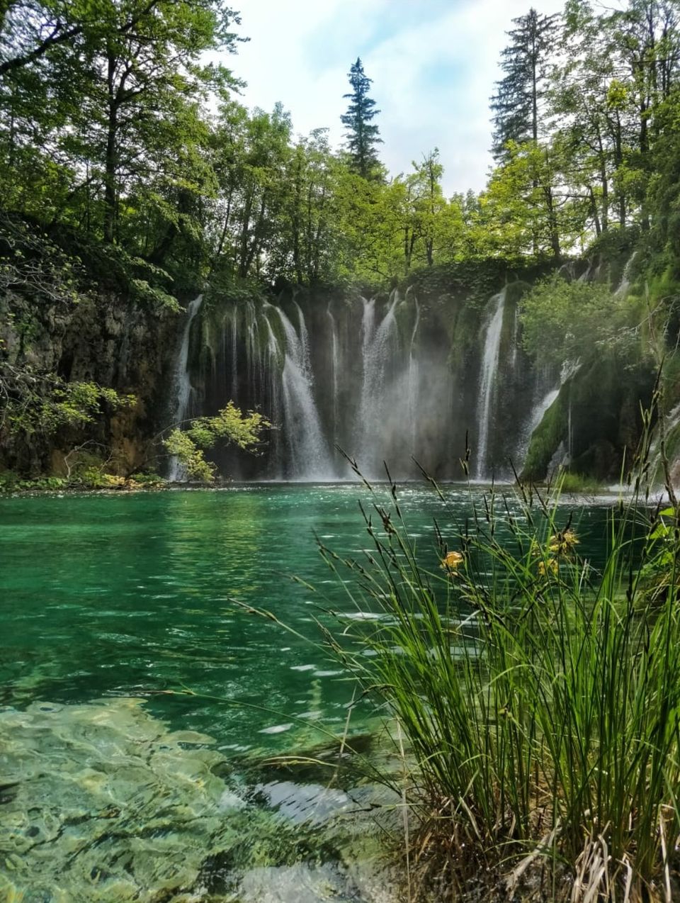 Photo of Plitvice Lakes (Plitvička Jezera), Plitvička Jezera, Croatia by Aqsa Baig